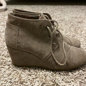 Tom’s Ankle Boots